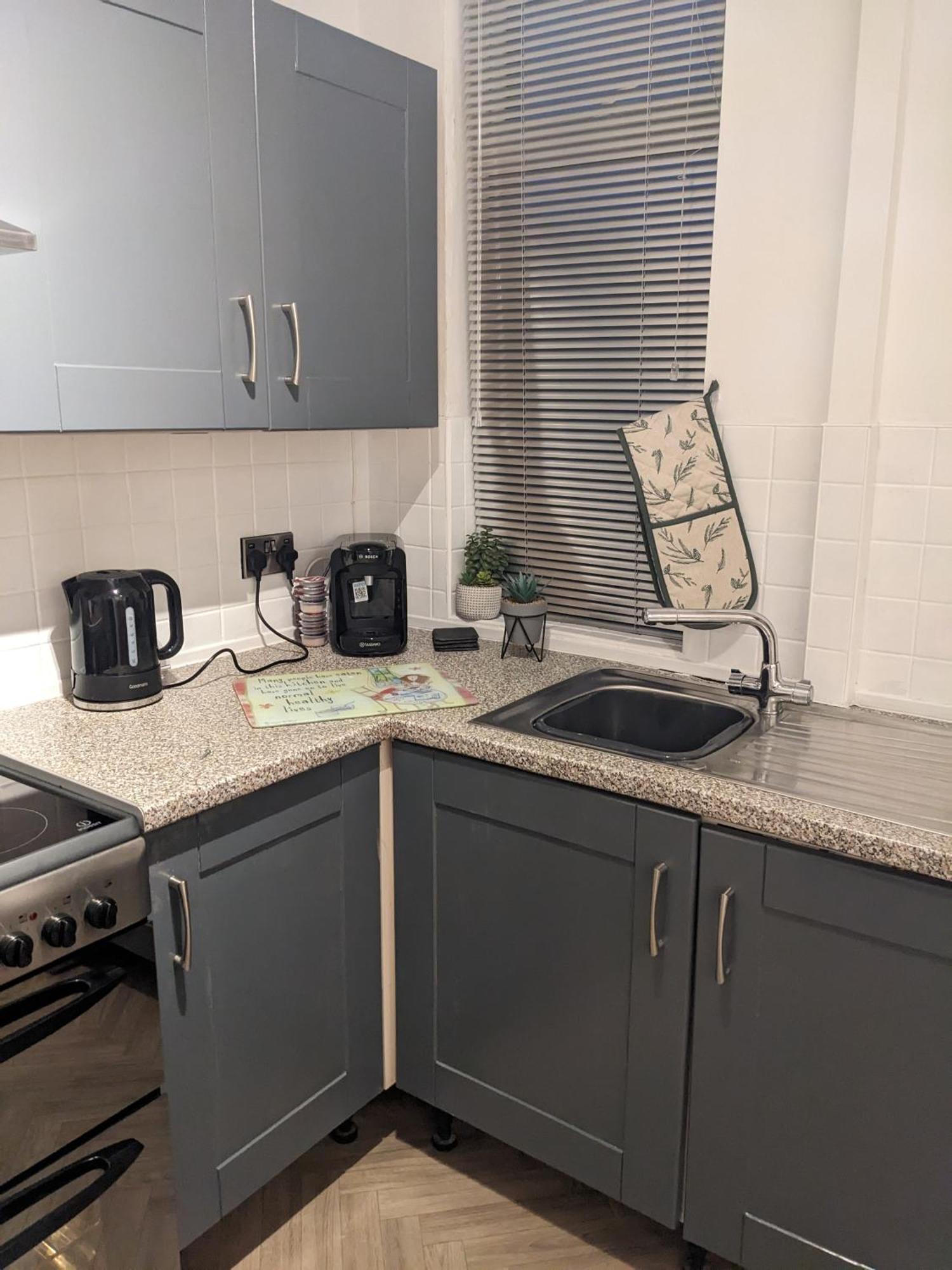 Cosy Cottage With Sea & Mountain Views คาร์นโลห์ ภายนอก รูปภาพ