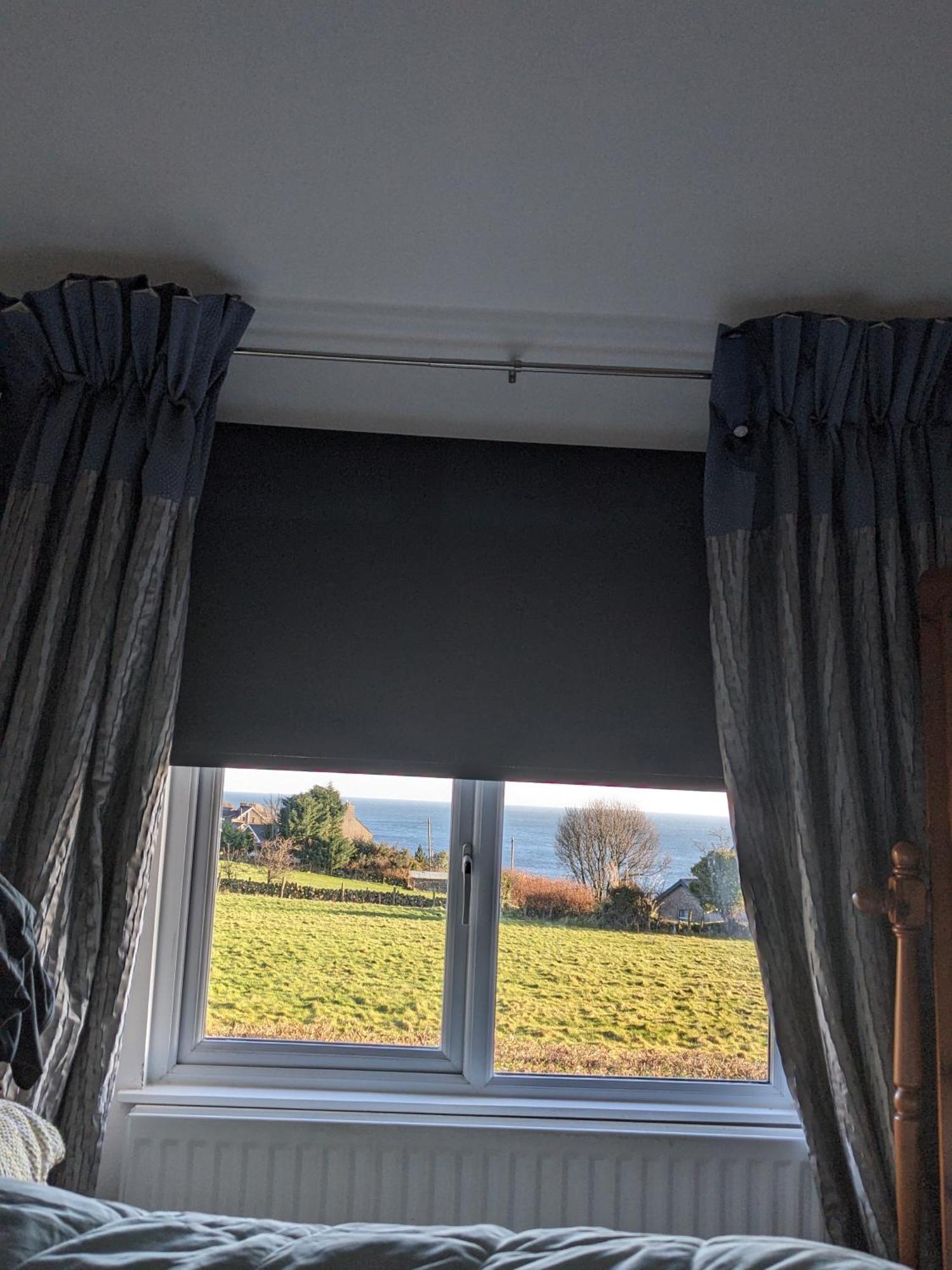 Cosy Cottage With Sea & Mountain Views คาร์นโลห์ ภายนอก รูปภาพ